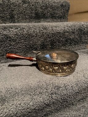 Vintage El De Uberti Italy Silverplate Ornate Silent Butler pan wooden handle